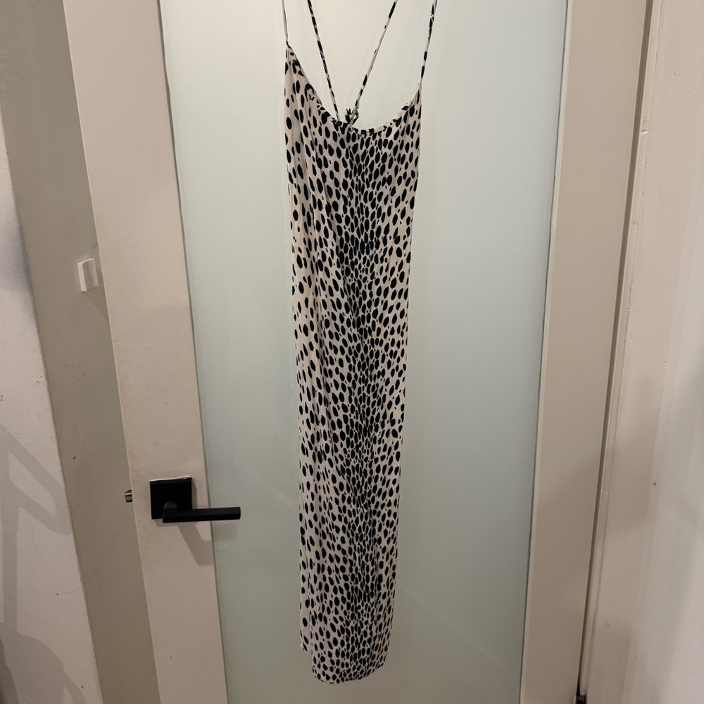 Reformation Elegant Black and White Spotted Dress with low back - Picture 8 of 8